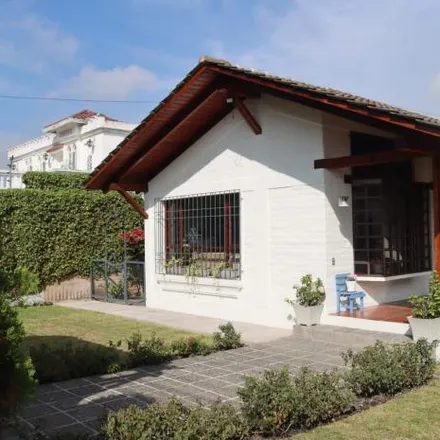 Buy this 3 bed house on Villa Escondida in Río Zamora Oe10-452, 171102