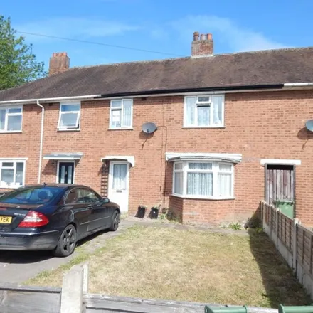 Rent this 4 bed townhouse on 83 Barns Lane in Rushall, WS4 1HE