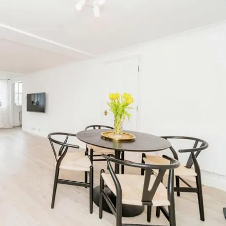 Image 3 - Elm Road, Winchester, SO22 5AG, United Kingdom - Apartment for sale