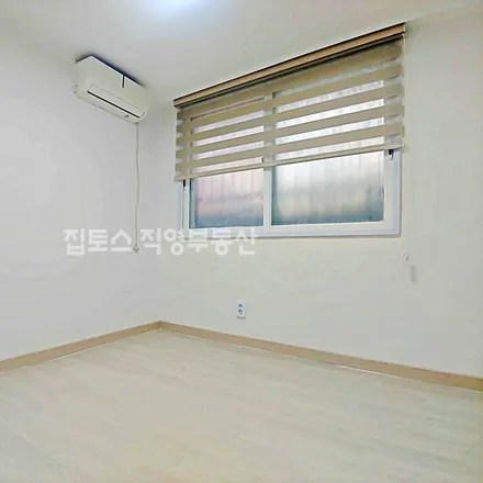 Rent this studio apartment on 서울특별시 강남구 대치동 935-2