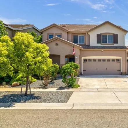 Buy this 3 bed house on 2172 Cling Drive in Olivehurst, CA 95901