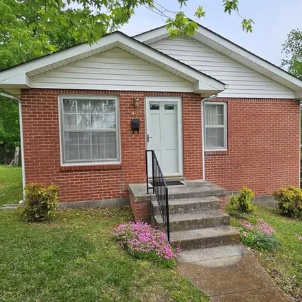 Buy this 2 bed house on 444 College Avenue East in Carthage, TN 37030