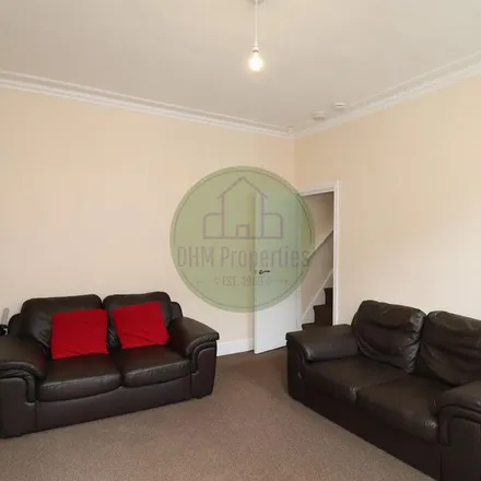 Rent this 2 bed townhouse on Granby Mount in Leeds, LS6 3AY