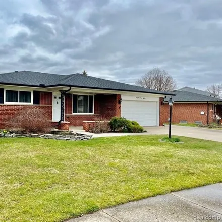 Image 3 - 35453 Alta Vista Drive, Sterling Heights, MI 48312, USA - House for rent