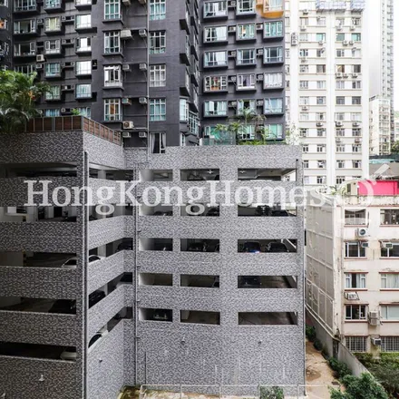 Image 3 - China, Hong Kong, Hong Kong Island, Sheung Wan, Castle Road 3, McDonald's - Apartment for rent