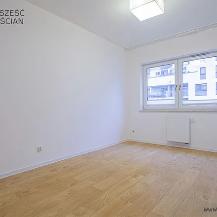 Rent this 4 bed apartment on Wspólna 1 in 91-464 Łódź, Poland