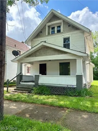 Buy this 3 bed house on 738 Ruth Avenue in Akron, OH 44307