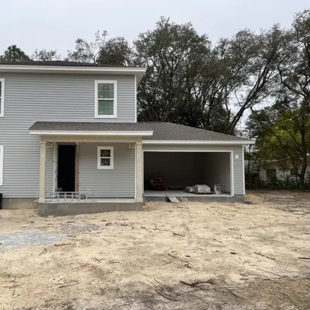 Buy this 3 bed house on 136 1st Street in Niceville, FL 32578