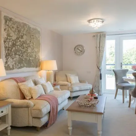 Rent this 1 bed apartment on Robins Nest Hill in Little Berkhamsted, SG13 8LS