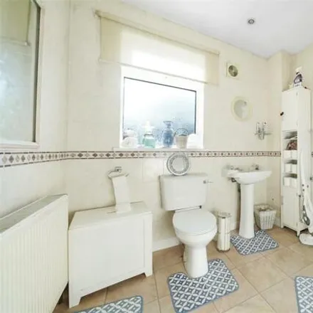 Image 7 - 56 Addington Road, London, E16 4NG, United Kingdom - House for sale