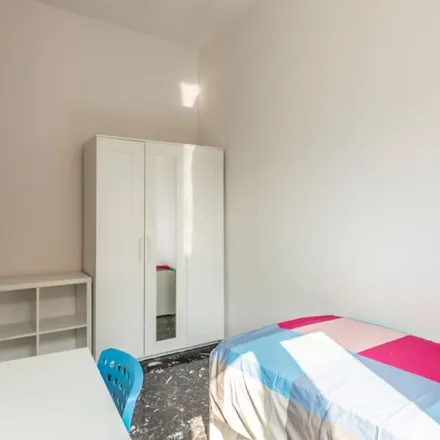 Rent this 4 bed room on Via Camillo Procaccini in 16, 40129 Bologna BO
