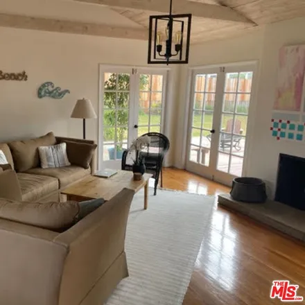 Image 1 - 29254 Bluewater Road, Malibu Riviera, Malibu, CA 90265, USA - House for rent