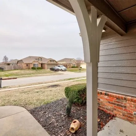 Image 3 - 11006 North 117th Place, Owasso, OK 74055, USA - House for rent