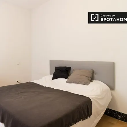 Rent this 7 bed room on Carrer de València in 182, 08001 Barcelona