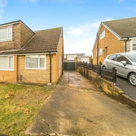 Buy this 3 bed house on Hall Park Avenue in Worsthorne, BB10 4JJ