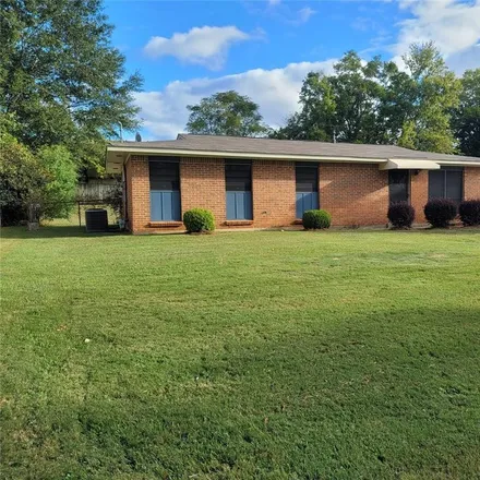 Buy this 3 bed house on 411 Bedford Terrace in Prattville, AL 36066