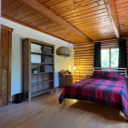 Rent this 4 bed townhouse on Sainte-Marguerite-du-Lac-Masson in Ste-Marguerite-Du-Lac-Masson, QC J0T 1L0