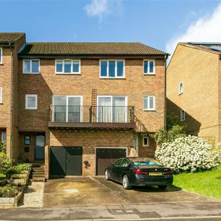 Buy this 3 bed townhouse on Artington Walk in Guildford, GU2 4DL
