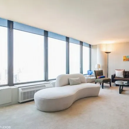 Image 3 - Lake Point Tower, 505 North Lake Shore Drive, Chicago, IL 60611, USA - Condo for rent