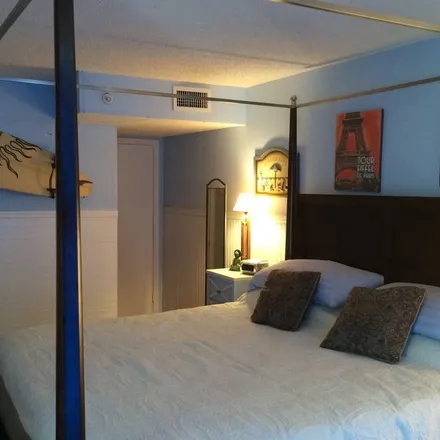 Rent this 1 bed condo on Jensen Beach in FL, 34957