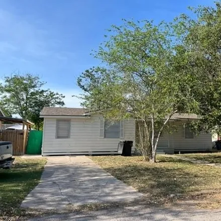Buy this 4 bed house on 897 Roosevelt Drive in Alice, TX 78332