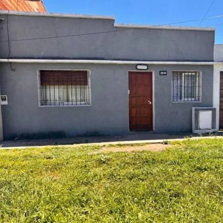 Image 2 - Calle 50 2214, Gambier, 1900 San Carlos, Argentina - House for sale