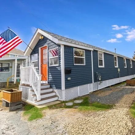 Buy this 1 bed house on 8 Moreland Avenue in Nantasket Beach, Hull