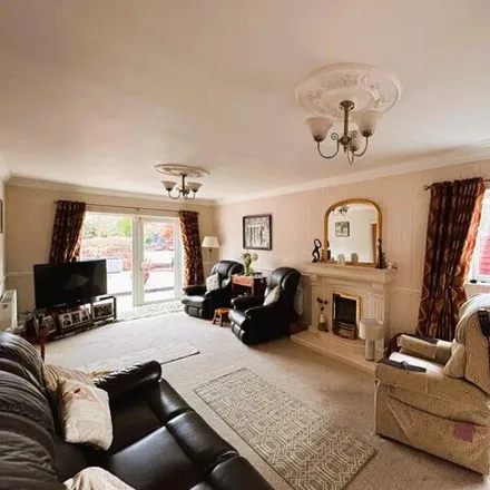 Image 7 - Coppice Road, Brownhills, WS9 9BH, United Kingdom - House for sale