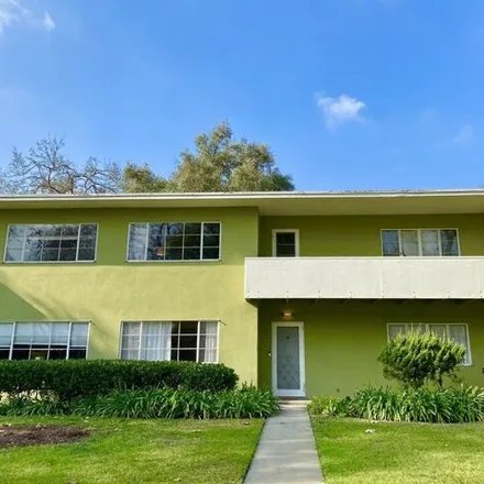 Rent this 1 bed condo on 3742 Hauser Boulevard in Los Angeles, CA 90016