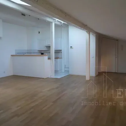 Rent this 3 bed apartment on 63 Rue de Bayard in 31000 Toulouse, France