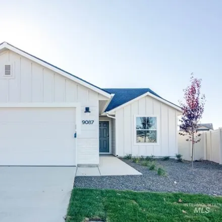 Buy this 3 bed house on East Syracuse Street in Nampa, ID