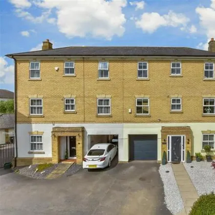 Image 1 - unnamed road, East Malling, ME19 6NF, United Kingdom - Townhouse for sale