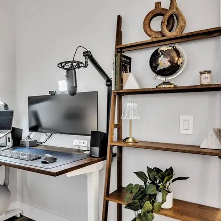 Rent this studio apartment on New York