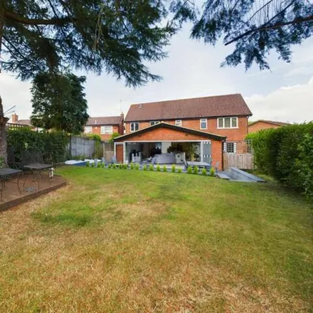 Image 7 - Knighton Close, West Northamptonshire, NN5 6NE, United Kingdom - House for sale