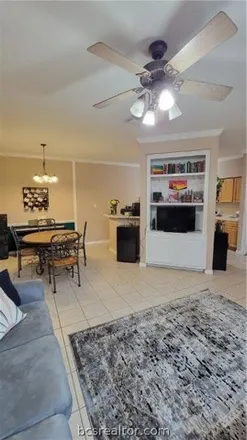 Image 2 - 537 Fraternity Row, College Station, TX 77845, USA - Condo for sale