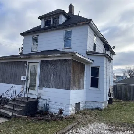 Buy this 3 bed house on 111 6th Street in Silvis, IL 61282