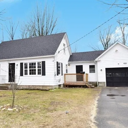Buy this 3 bed house on 35 Proctor Avenue in Fitchburg, MA 01420