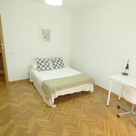 Rent this 7 bed room on Madrid in Calle del Cardenal Cisneros, 86