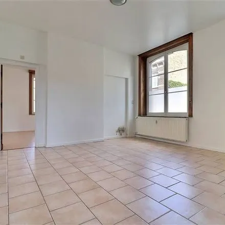 Image 3 - Rue Neuville 3, 5170 Profondeville, Belgium - Apartment for rent