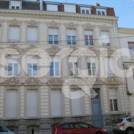 Image 2 - 70 Place d'Armes, 59500 Douai, France - Apartment for rent