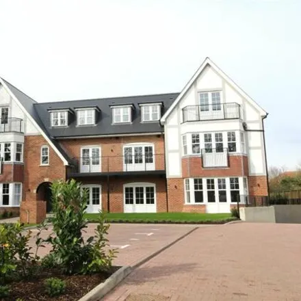 Buy this 2 bed house on Chewton Farm Road in Highcliffe-on-Sea, BH23 5QL