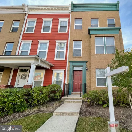 Image 1 - 751 Anacostia Avenue Northeast, Washington, DC 20019, USA - Townhouse for sale