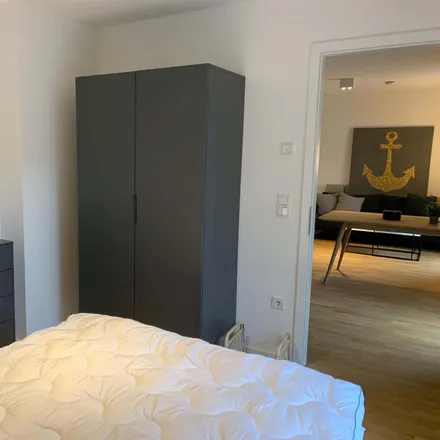 Rent this 2 bed apartment on Käthe-Kollwitz-Straße 3 in 15566 Schöneiche bei Berlin, Germany