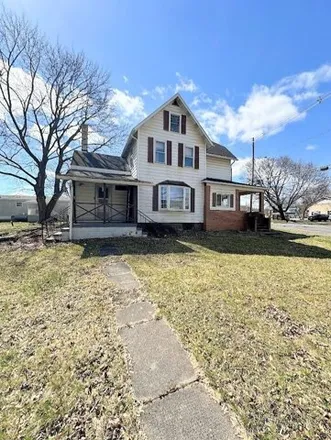 Image 4 - 605 West Front Street, Plymptonville, Lawrence Township, PA 16830, USA - House for sale