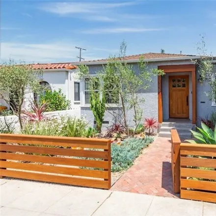 Image 1 - 148 Nieto Ave, Long Beach, California, 90803 - House for sale