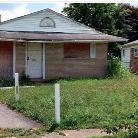 Buy this 3 bed house on 1981 Alvason Avenue in Columbus, OH 43219
