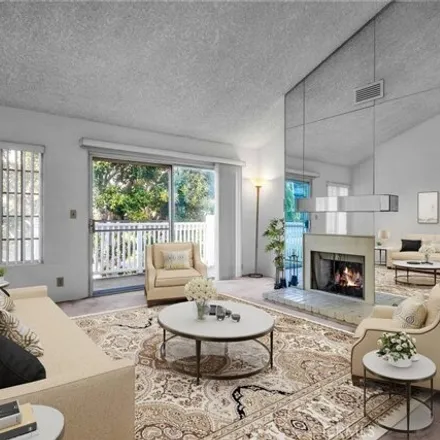 Image 1 - 1216 West Capitol Drive, Los Angeles, CA 90732, USA - Condo for sale