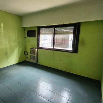 Buy this 4 bed house on 9 de Julio 350 in Quilmes Este, Quilmes