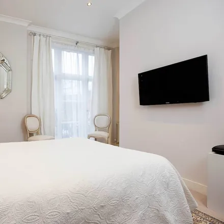 Rent this 2 bed apartment on London in SW1X 0JY, United Kingdom