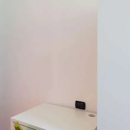 Image 6 - Via Enrico Cialdini, 117, 20161 Milan MI, Italy - Apartment for rent